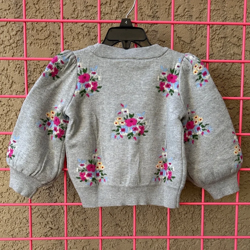 New Gap Gray Floral Knitted Cotton Sweater